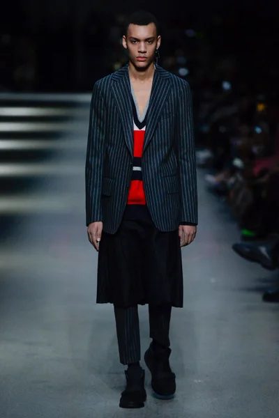 Look 41